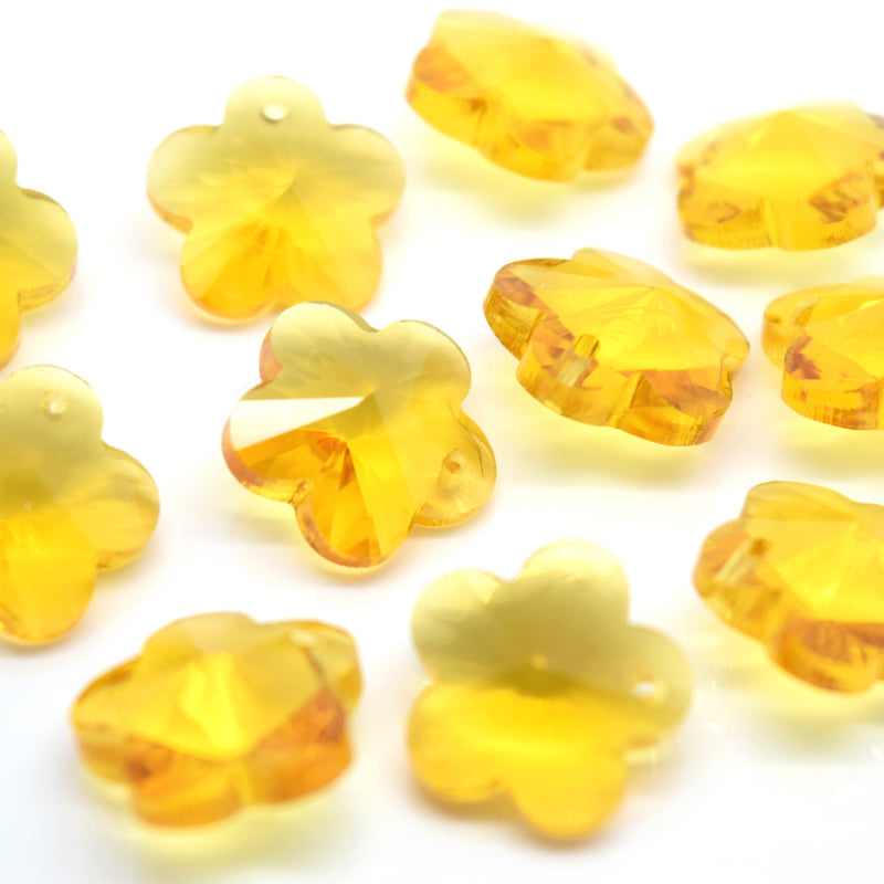 STAR BEADS: 10 x Faceted Glass Flower Pendants 14mm - Yellow - Pendants