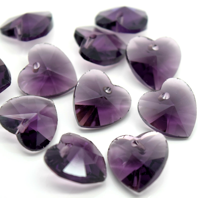 STAR BEADS: 10 x Faceted Glass Heart Pendants 14mm - Violet - Pendants